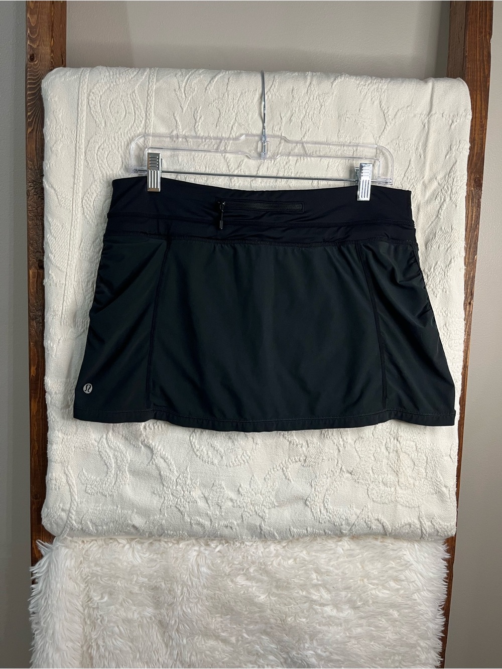 Lululemon Black Run: Track Attack Skirt - Size 8
